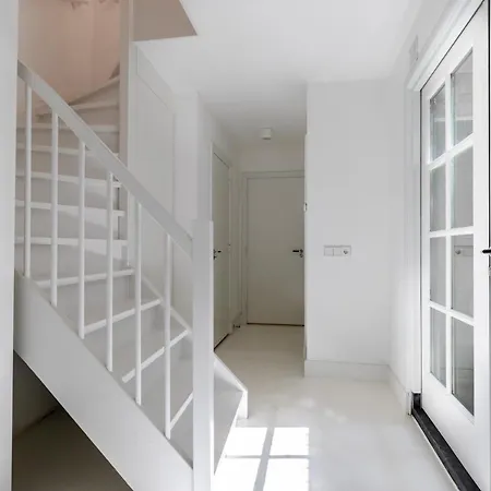 Luxury Large Morningstar Apartman