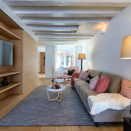 Luxury Large Morningstar Apartment *